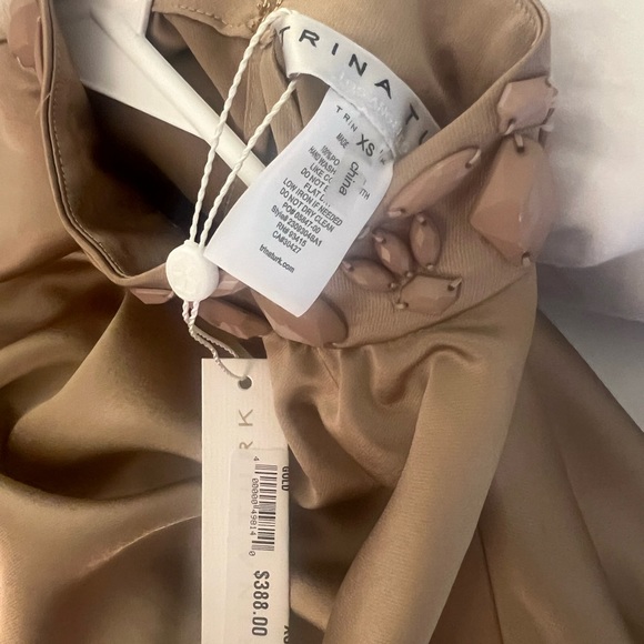 Trina Turk Gold Dress - Picture 4 of 4